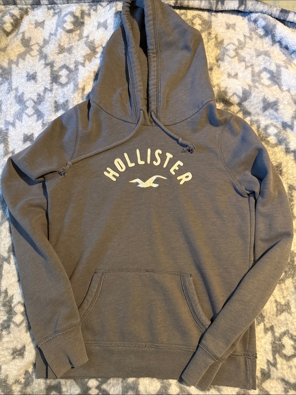 Hollister Gray Crewneck Logo Hoodie